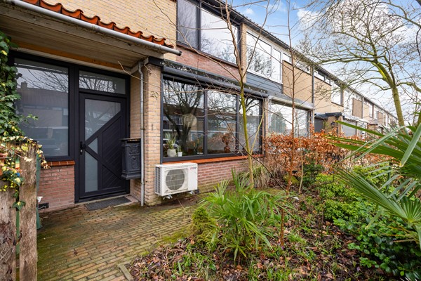 Foto - Te koop: Instapklare tussenwoning in Breda